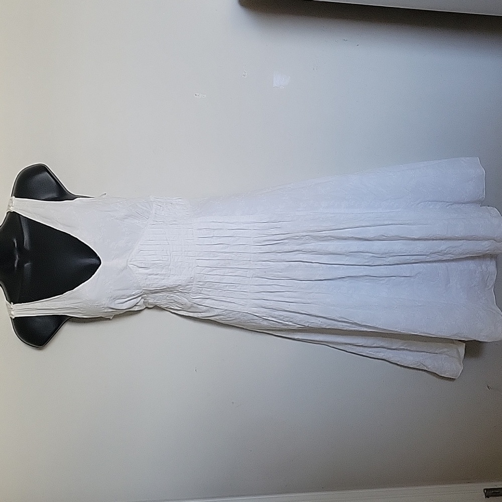 Tapemeasure Sleeveless Embroidered Dress